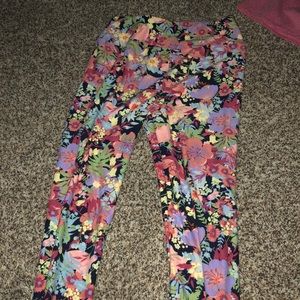 Lularoe OS floral legging